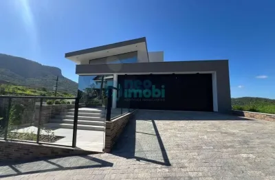 Casa duplex com 3 suítes, 285m² úteis, pedra branca, palhoça, sc