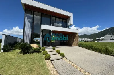 Casa com 4 suítes, 323m², pedra branca, palhoça, sc