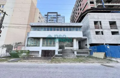 Prédio comercial com 1.000m² e potencial para 12 andares, pedra branca, palhoça, sc