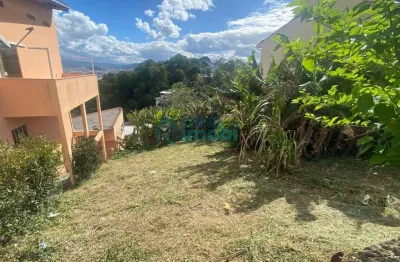 Terreno à venda na Rua Coletor Irineu Comelli, 1233, Centro, São José