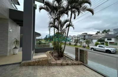 Casa com 3 quartos para alugar na Rua das Gardênias, Pedra Branca, Palhoça