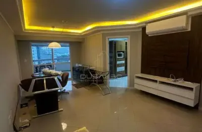 Quadra mar com vista mar 130m² 3 dormitórios sendo 1 suíte 2 vagas de garagem próximo a roda gigante em balneário camboriú - sc