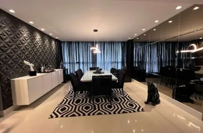 Finamente mobiliado e decorado 128m² 3 suítes 3 vagas privativas no centro de balneário camboriú - sc