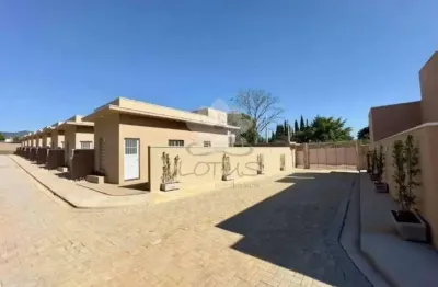 Casa com 2 quartos para alugar no Jardim Santa Fé, Bom Jesus dos Perdões , 60 m2 por R$ 1.800