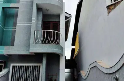 Maravilhoso sobrado com 280 m², sendo 3 dormitórios (3 suítes), espaço gourmet e 4 vagas de garagem  - parque renato maia - guarulhos/sp