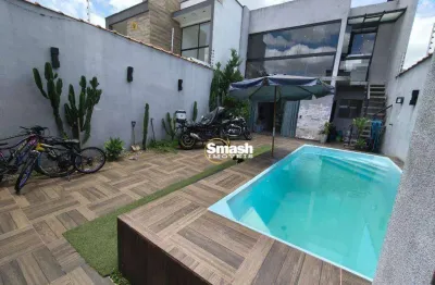 Linda casa com 155 m², sendo 3 suítes, com piscina e salão de festa. Venda ou locação - Carmela 3 - Guarulhos/SP.