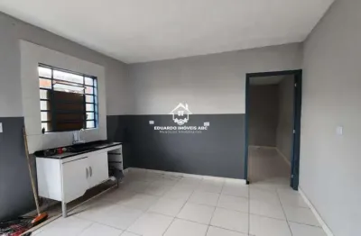 REF 9373- 1 Dormitório. Sem vaga. Ótima localização- Diadema