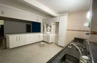 Casa com 3 quartos para alugar no Jardim do Estádio, Santo André 