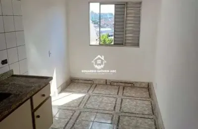 Ref:10890 - casa padrão para locação, 2 dorm(s), 30 m²