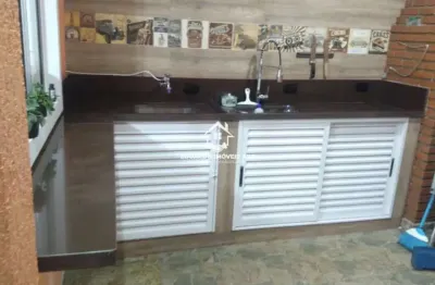 Casa (casa padrão) para venda, 3 dorm(s), 1 suite(s), 2 vaga(s), 189 m²