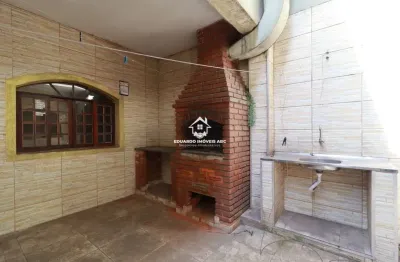 Casa (sobrado) para locação, 4 dorm(s), 1 suite(s), 2 vaga(s), 146 m²
