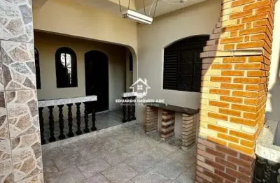Casa com 2 quartos para alugar na Vila Aquilino, Santo André 