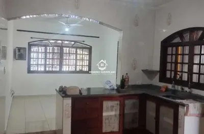 Ref 11486- casa térrea. 2 dormitórios. ótima localização- mongaguá