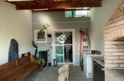 Casa (sobrado) para venda, 3 dorm(s), 1 suite(s), 2 vaga(s), 130 m²