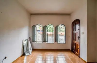 Casa com 3 quartos para alugar no Jardim Las Vegas, Santo André 