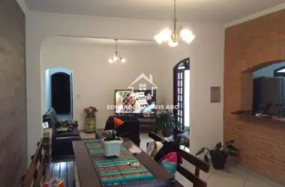 Ref 3429. 4 dormitórios. 1 suíte. 4 vagas na garagem. cozinha planejada. jordanópolis - sbc. excelente oportunidade!