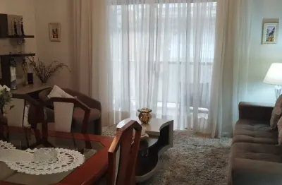 Ampla casa com 4 salas comerciais alugadas 10.000,00