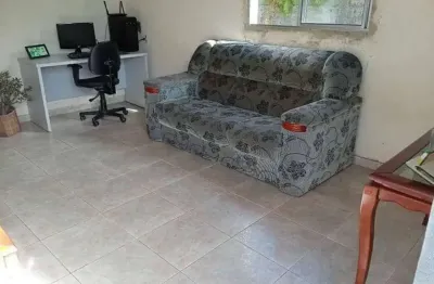 Casa para vender com 03 quartos no bairro icaivera em betim