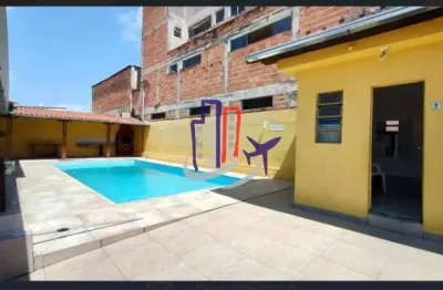Casa para vender com 03 quartos 01 suítes no bairro industrial em contagem