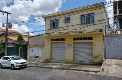 Casa com 02 lojas / 05 quartos 01 suíte no bairro novo eldorado em contagem