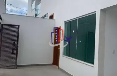 Casa nova com 03 quartos 01 suíte no bairro canadá em contagem