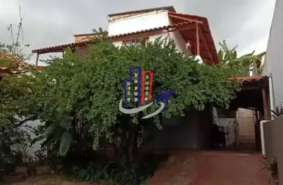 Casa para vender com 06 quartos no bairro senhora das graças em betim