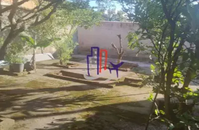 Casa para vender com 03 quartos no bairro novo retiro em esmeraldas