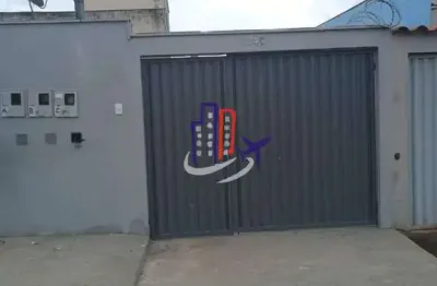 Casa para vender com 02 quartos no bairro planalto em mateus leme