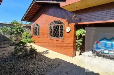 Casa com 3 quartos à venda na rua antônio e de oliveira, 44, itaum, joinville, 110 m2 por r$ 380.000