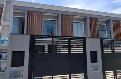 Casa com 2 quartos à venda na Rua Lontras, 214, Floresta, Joinville, 78 m2 por R$ 460.000