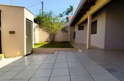 Casa a venda no califórnia. térrea. 3 quartos (1 suíte) + edicula,
