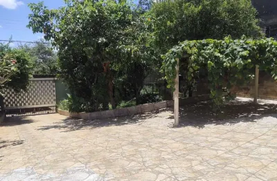 Casa com 3 quartos à venda na rua cajá, 100, panorama, londrina por r$ 330.000