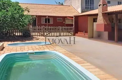 Casa com 4 quartos à venda na Rua Bolívia, 1, Vila Brasil, Londrina por R$ 700.000