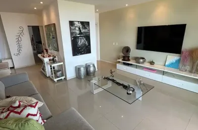 Apartamento 4 suítes 207m²  com vista mar – patamares, colina a