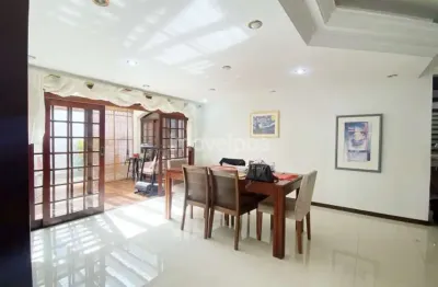 Casa com 3 quartos à venda na rua doutor jorge fayet, 330, chácara das pedras, porto alegre por r$ 1.290.000
