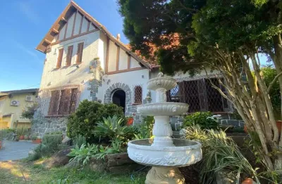Casa com 4 quartos à venda na rua guaiana, 123, vila assunção, porto alegre por r$ 1.600.000