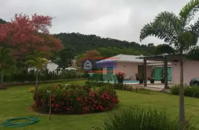 Casa em condomínio fechado com 3 quartos à venda na estrada vereador oldemar figueiredo, ubatiba, maricá, 250 m2 por r$ 1.290.000
