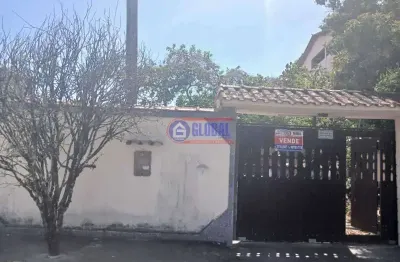 Casa com 3 quartos à venda na rua das gralhas, centro, maricá, 150 m2 por r$ 450.000
