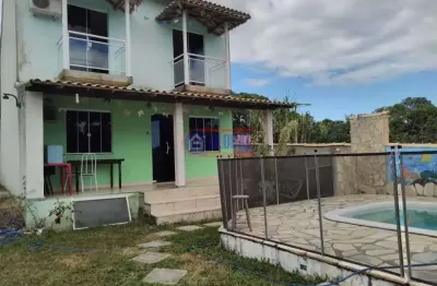 Casa com 3 quartos à venda na rua cento e oito, balneário bambuí (ponta negra), maricá, 200 m2 por r$ 420.000