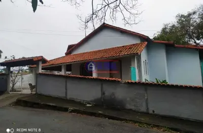 Casa com 3 quartos à venda na rua marilene rangel da cruz vieira, boa vista, maricá, 184 m2 por r$ 530.000