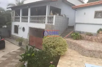 Casa com 4 quartos à venda na rua colômbia, jacaroá, maricá, 190 m2 por r$ 430.000