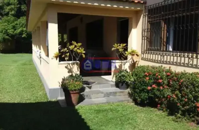 Casa com 4 quartos à venda na rua ermílio ferreira da silva, bananal (ponta negra), maricá, 200 m2 por r$ 600.000