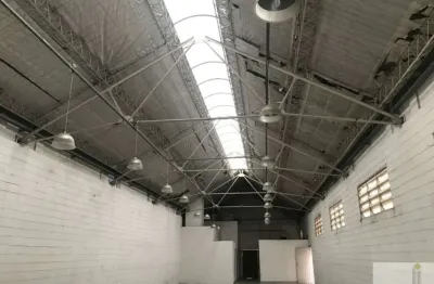 Santo amaro salão comercial com 275m² + 45m² escritótrio a 100 metros do metrô