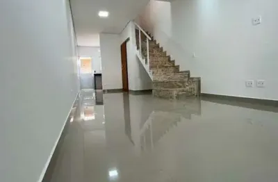 Sobrado geminado novo à venda na região do campo limpo