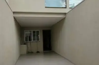 Sobrado geminado novo à venda na região do campo grande