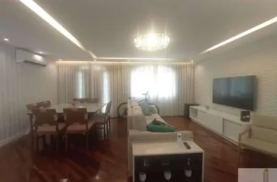 Casa com 3 quartos à venda no Campo Grande, São Paulo 