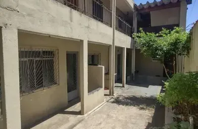 Capão redondo jardim clarice 3 casas no terreno ótimo local. não da financiamento