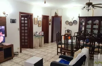 Casa com 4 quartos à venda em Interlagos, São Paulo 
