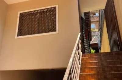 Belíssimo sobrado com  ótima localização, no parque regina zona sul