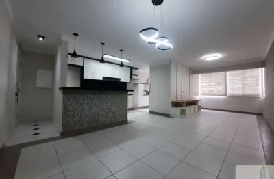 Apartamento 3 dormitórios (1 suíte) região do jardim marajoara.